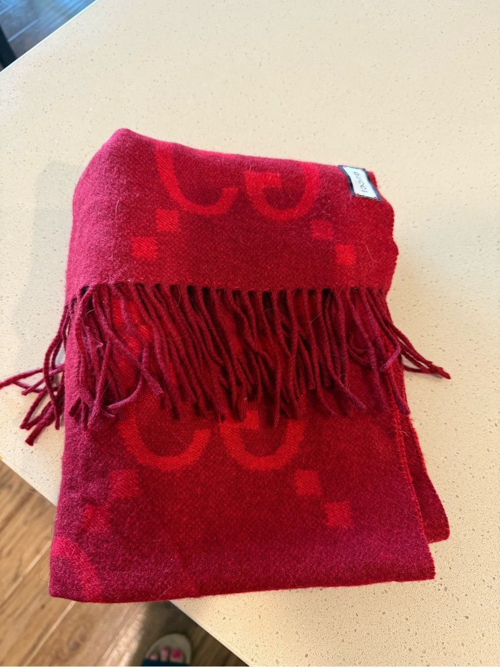 Gucci Red GG Logo Wool Scarf with Fringe - Picture 6 of 6